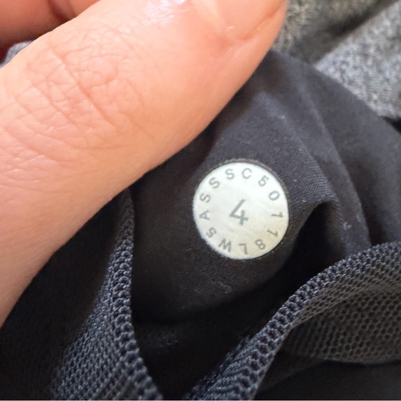 Lululemon On The Fly Pant 28" Heathered Black 4 - Picture 6 of 8